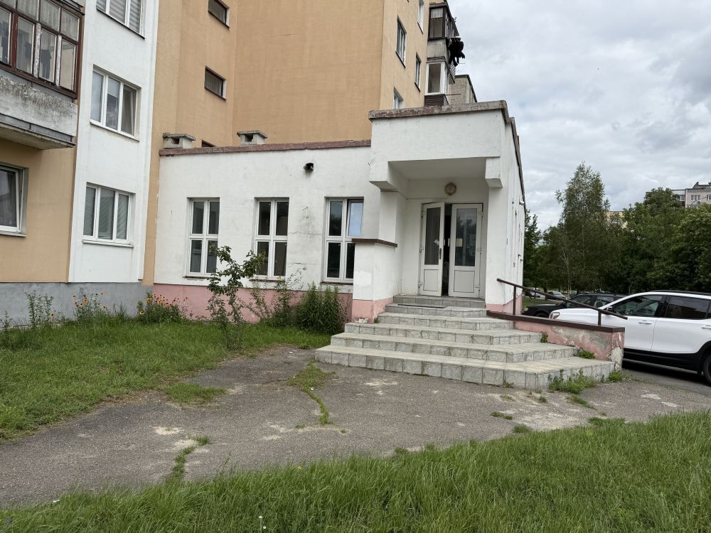 Помещение магазина "Молоко" в г. Бресте, площадью 101.2 кв.м.