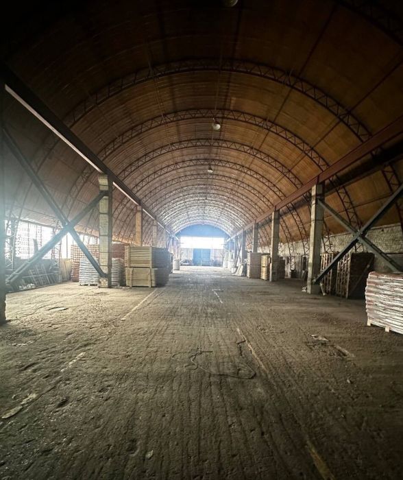 Корпус №5 сельхозмашин в г. Пинске, площадью 3333 кв.м.