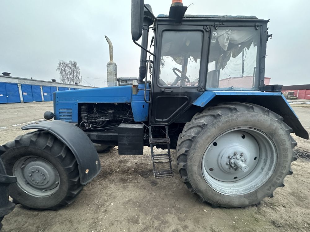 Трактор Беларус 1221В, 2001