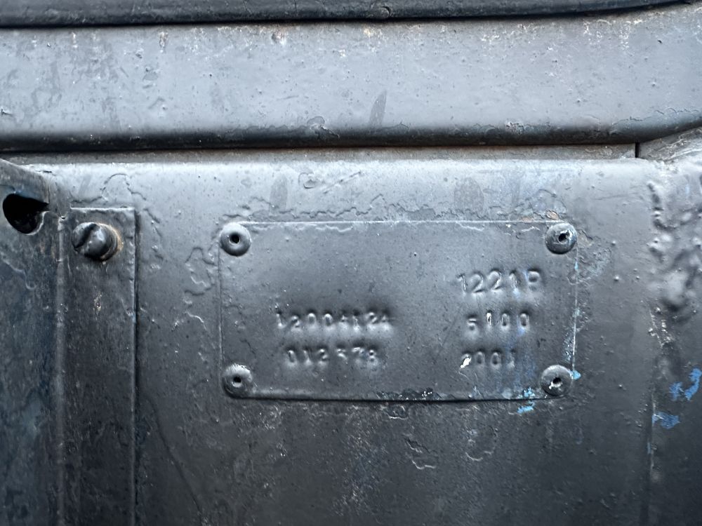 Трактор Беларус 1221В, 2001