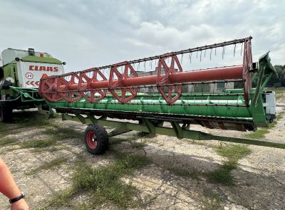 Зерноуборочный комбайн CLAAS MEGA-218, 1999