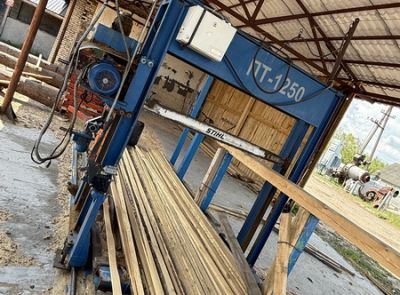 Установка для торцовки пакета пиломатериала ПТ-1250