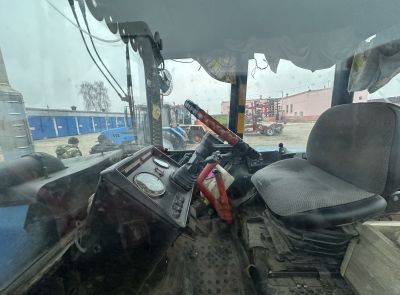 Трактор Беларус 1221В, 2001