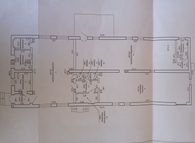 Здание банно-прачечного комбината в п. Садовый (Пинский р-н), площадью 343 кв.м.